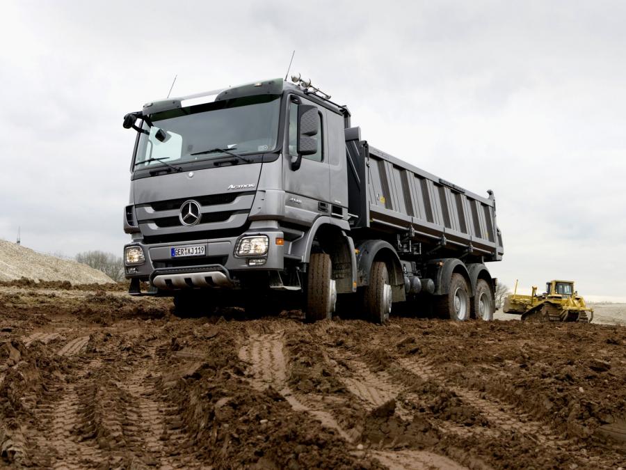 Mercedes-Benz Actros 4148 2009 года  (фото 1 из 25)